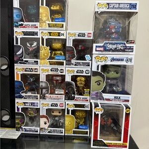 Funko pops lot of 14 Marvel Venom Figure - Black and White